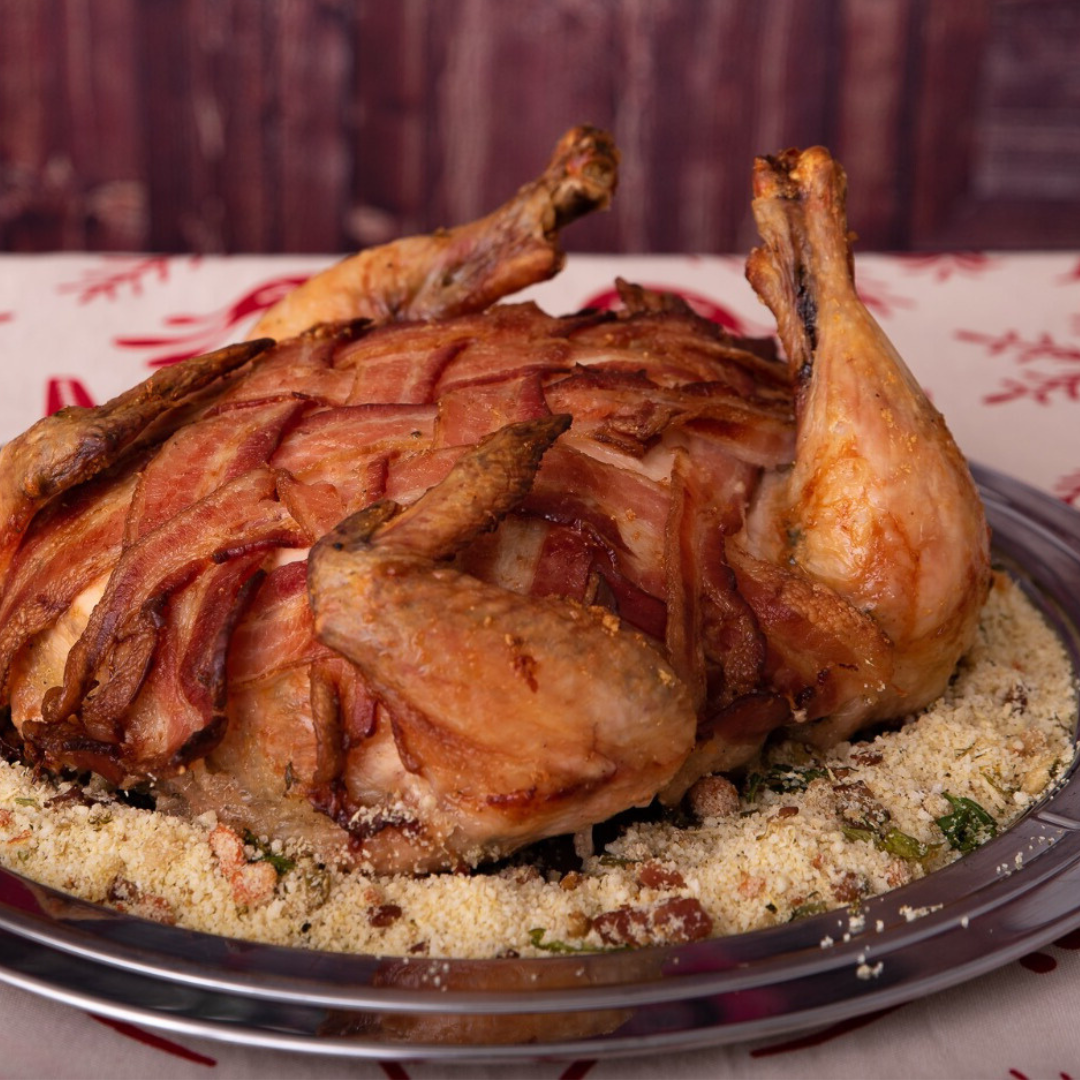Frango Recheado Embrulhado em Bacon