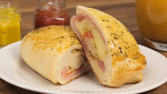 Joelho (enroladinho de queijo e presunto) | Roulé jambon-fromage